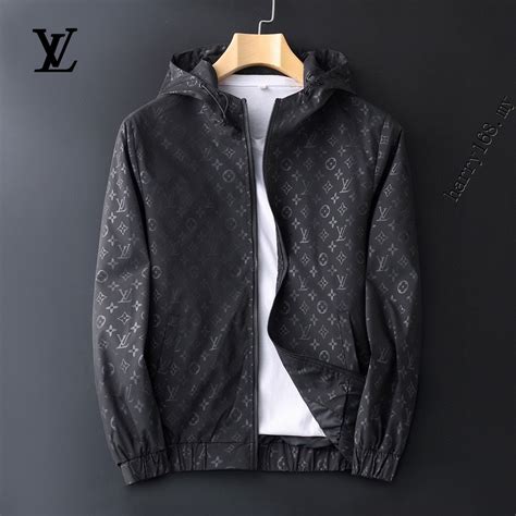 chaqueta louis vuitton blanca